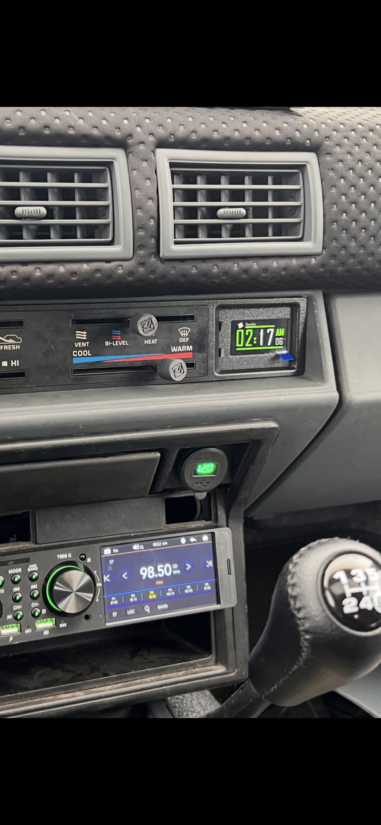 1st Gen 4Runner / 2nd Gen Pickup Digi Clock LCD